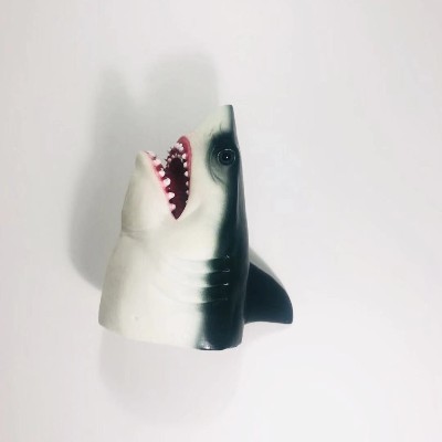 橡胶鲨鱼玩具